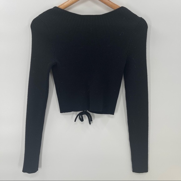 Urban Outfitters Black Y2K Grunge Square Neck Lace Up Cropped Sweater Size Small - Picture 6 of 6